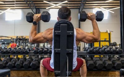 Développé militaire : technique, erreurs fréquentes et programme complet